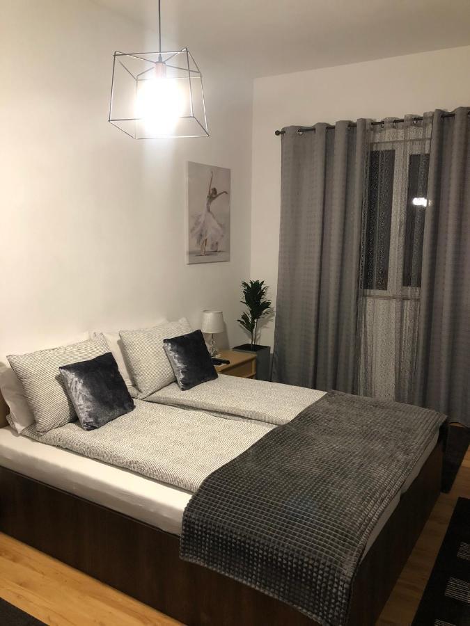 Апартаменти Apartament Basak 2 Дева Екстер'єр фото